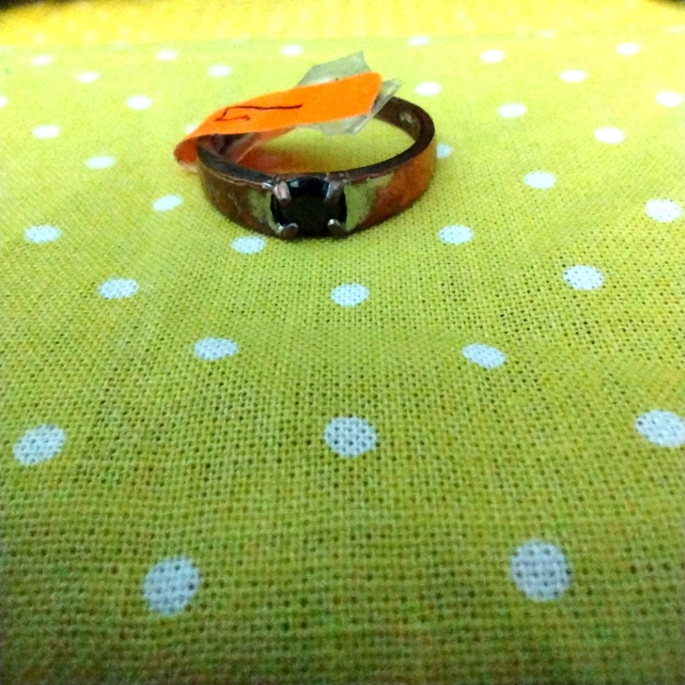 Ladies Ring size 7